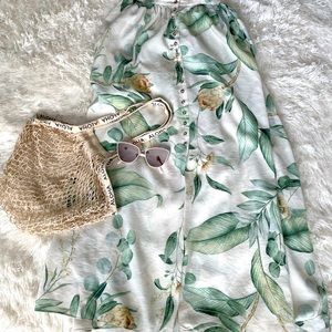 Tropical H&M summer skirt. Size xs. Very good condition